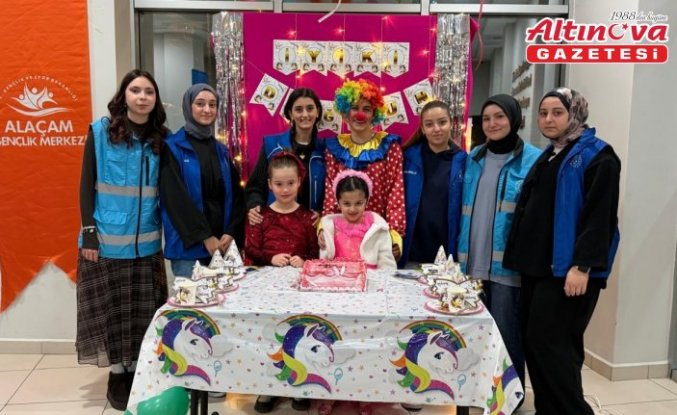 Alaçam'da şehit kızına anlamlı doğum günü kutlaması