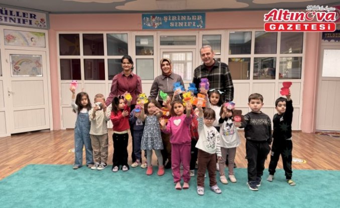 Artvin'de anaokulu öğrencilerinden Gazze'ye bağış