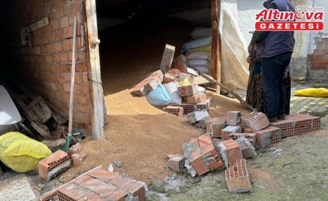 Çorum'da yıkılan duvarın altında kalan 2 kişi yaralandı