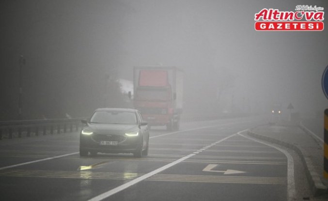 D-100 kara yolunun Bolu Dağı geçişinde sis etkili oldu