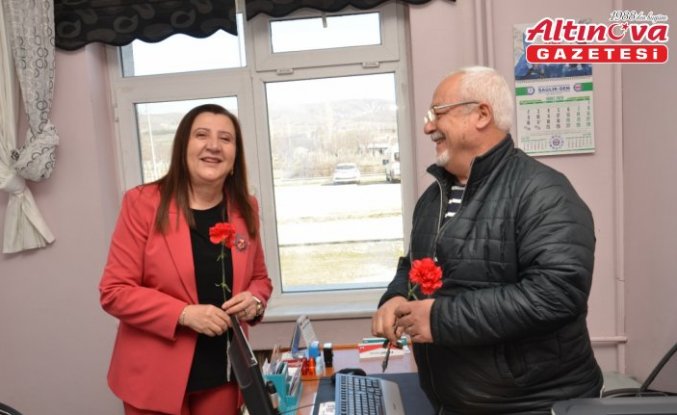 Gümüşhacıköy Belediye Başkanı Özyol’dan sağlık çalışanlarına Tıp Bayramı ziyareti