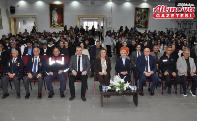 Gümüşhacıköy'de Çanakkale Zaferi’nin 111. yılı anıldı