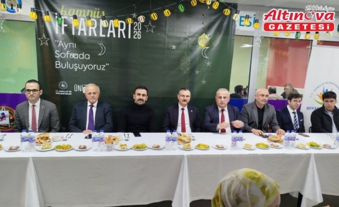 Sinop'ta üniversite öğrencileri iftar programında buluştu