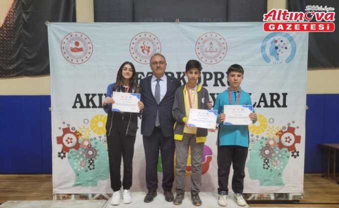 Vezirköprü'de Akıl ve Zeka Oyunları Turnuvası düzenlendi