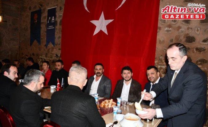Vezirköprü'de Anahtar Parti'den iftar programı