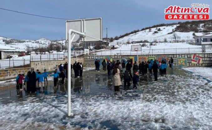 Yeşilyurt'ta okullarda deprem tatbikatı yapıldı