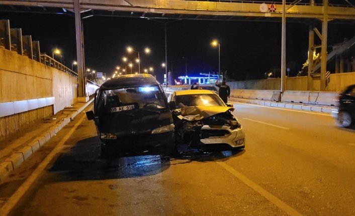 Samsun'da zincirleme trafik kazasında 7 kişi yaralandı