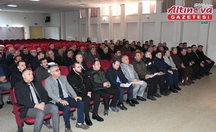 Alaçam'da aralık ayı muhtarlar toplantısı gerçekleştirildi