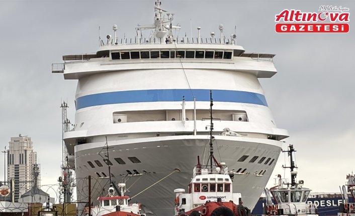 Astoria Grande kruvaziyeri Samsun'a geldi