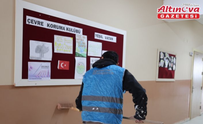 Samsun'da yükümlüler sömestir tatilinde okulu eğitim öğretime hazırladı