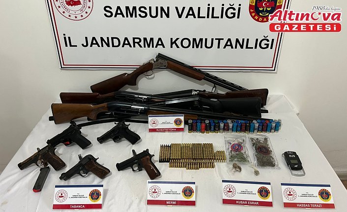 Samsun'da uyuşturucu ve silah kaçakçılığı operasyonunda 3 zanlı yakalandı