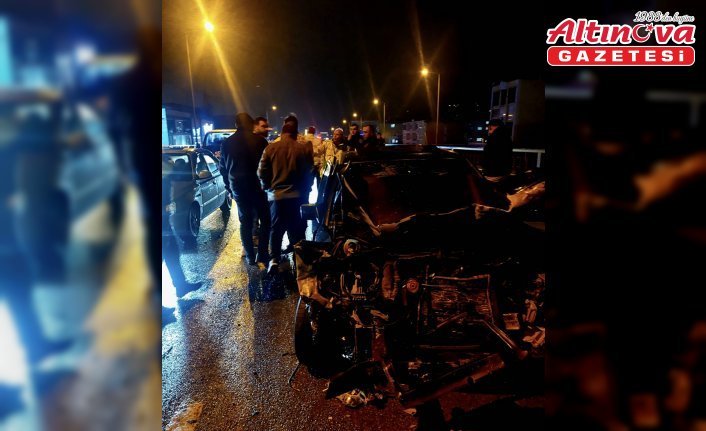 Samsun'da 8 otomobilin karıştığı zincirleme trafik kazasında 2 kişi yaralandı