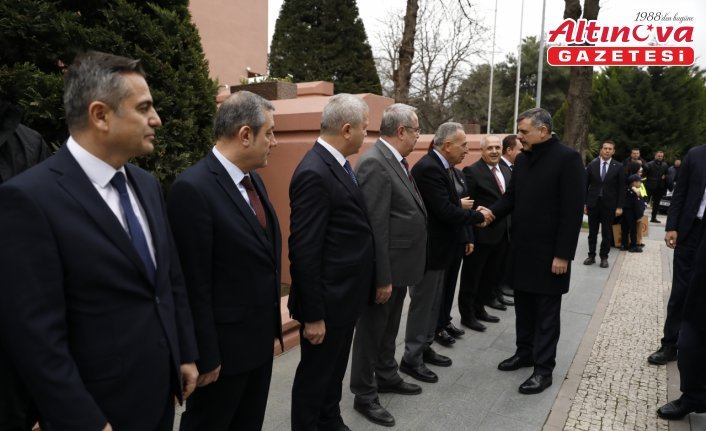İçişleri Bakanı Çiftçi, Samsun'da ziyaretlerde bulundu