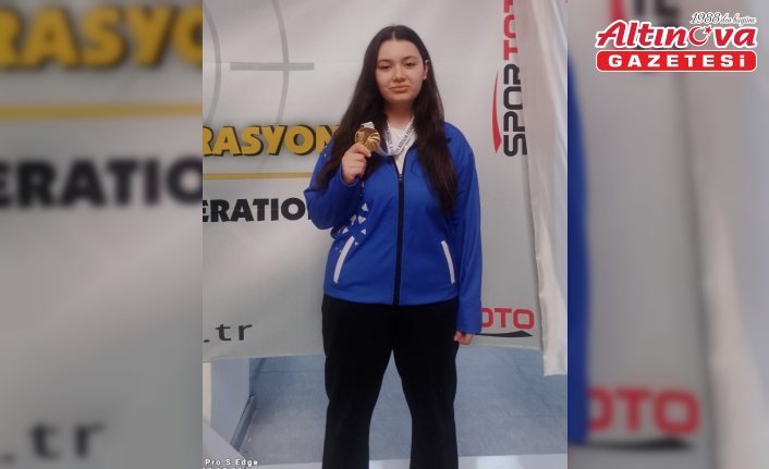 Samsunlu sporcu Eylül Beren Kuşulu atıcılıkta Türkiye üçüncüsü oldu