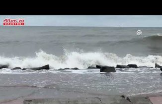 Samsun'da fırtına ve sağanak etkili oldu