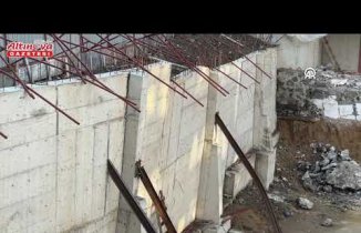 Samsun'da istinat duvarının çökme tehlikesi nedeniyle cadde trafiğe kapatıldı