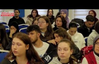 Samsun'da Yeşilay gençlere bağımlılıkla mücadele semineri düzenledi